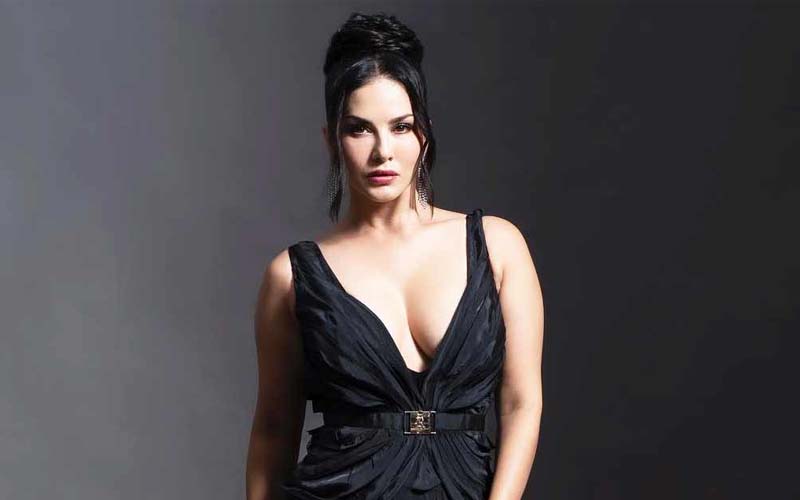 Sunny-leone-caught-ex-bf-red-handed-with-girl